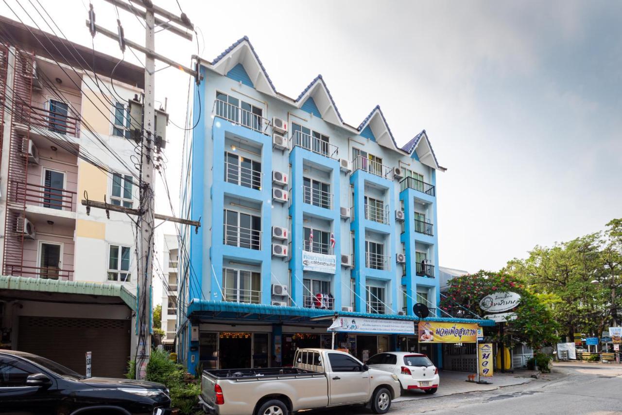 Si Fah At Bangsaen Hotel Ban Rong Khoei Bagian luar foto