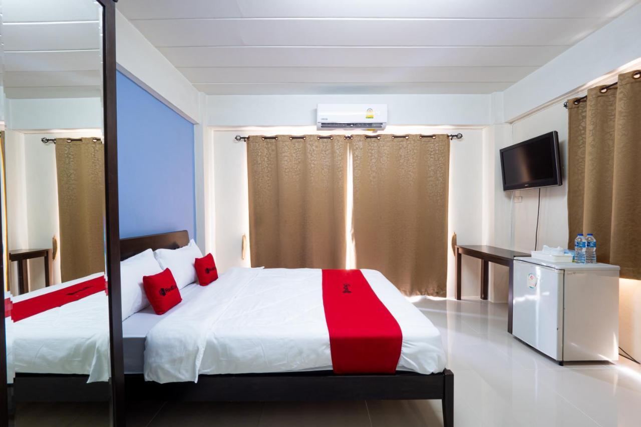Si Fah At Bangsaen Hotel Ban Rong Khoei Bagian luar foto