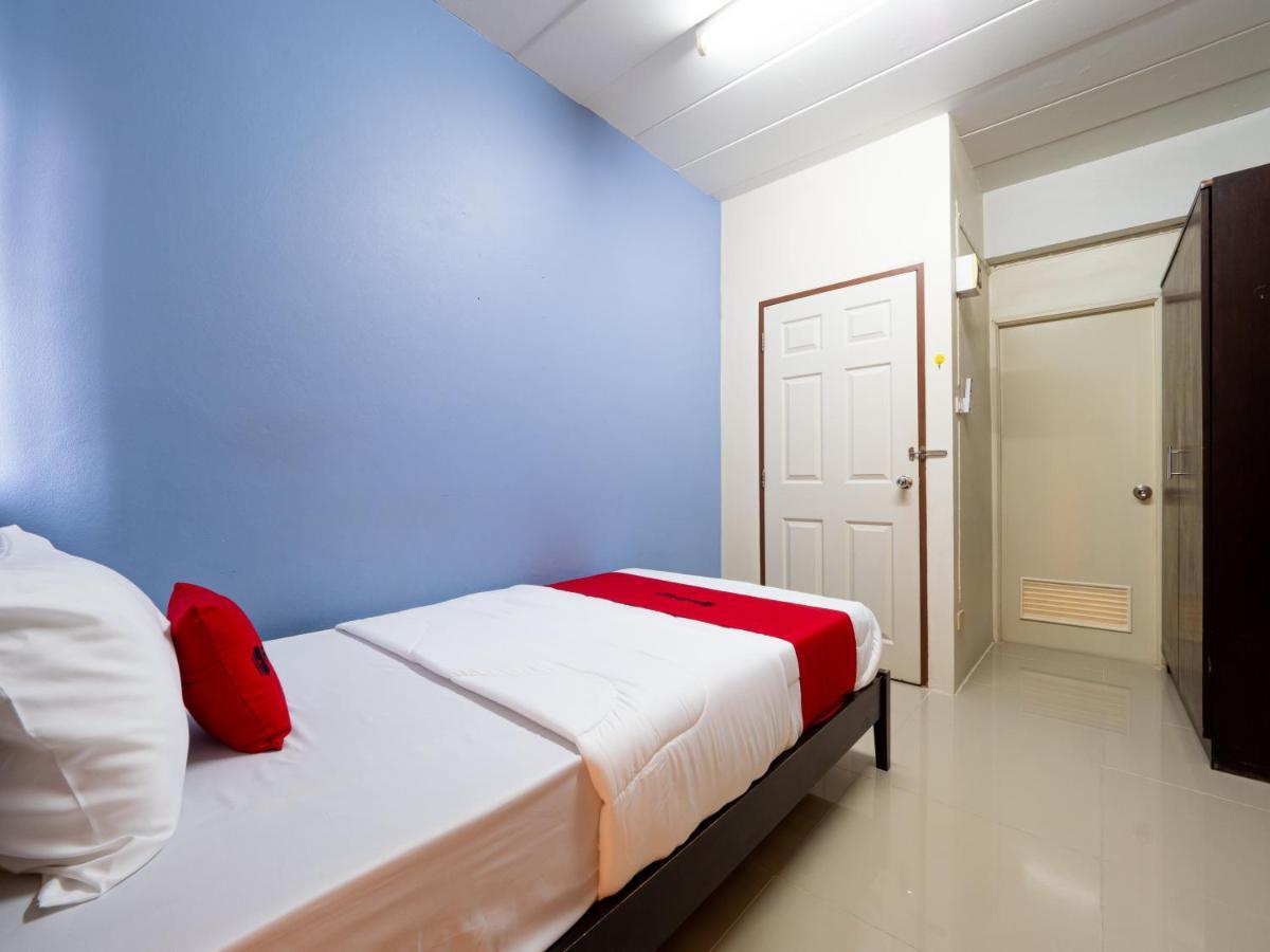 Si Fah At Bangsaen Hotel Ban Rong Khoei Bagian luar foto