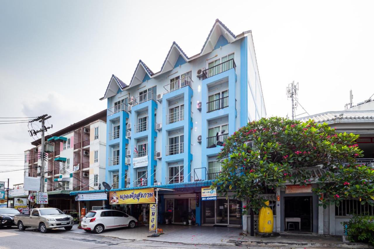 Si Fah At Bangsaen Hotel Ban Rong Khoei Bagian luar foto